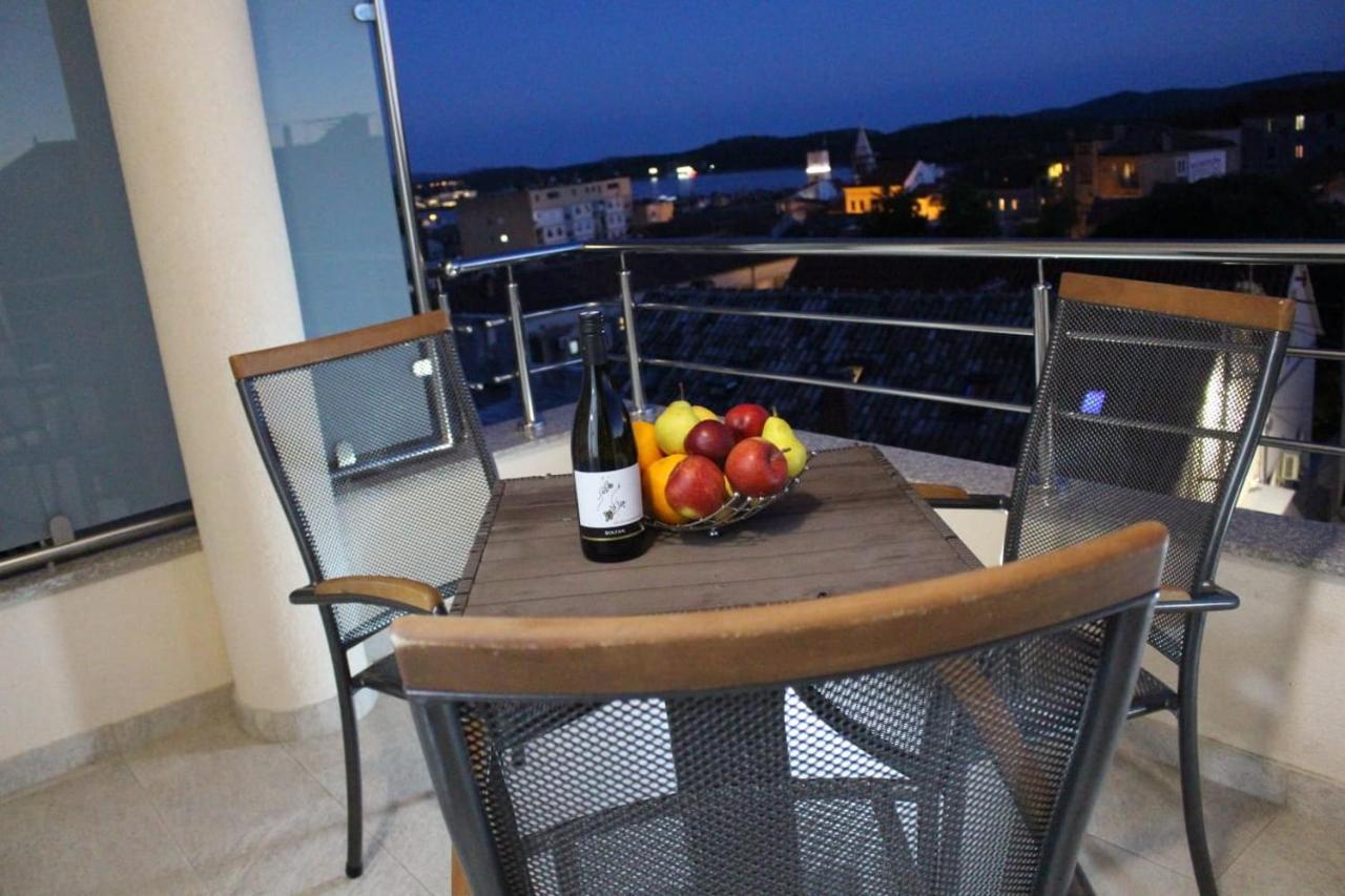Apartments Agata Sibenik Exterior photo