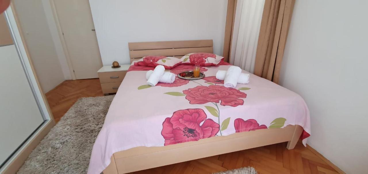 Apartments Agata Sibenik Exterior photo