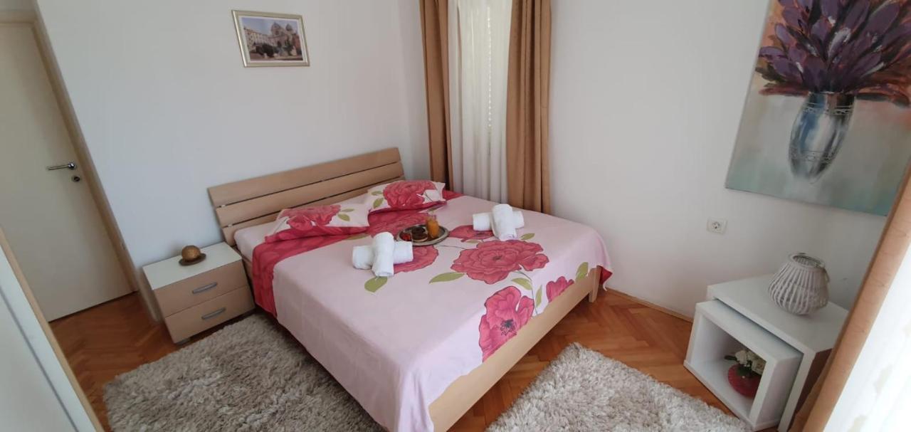 Apartments Agata Sibenik Exterior photo
