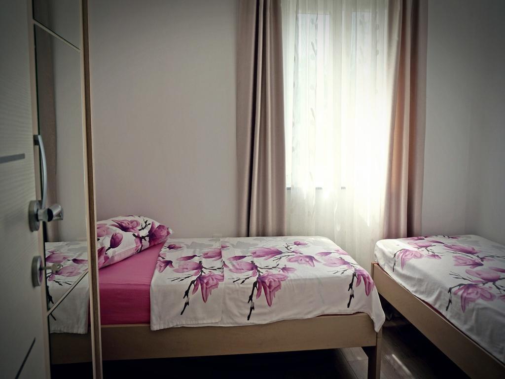 Apartments Agata Sibenik Exterior photo